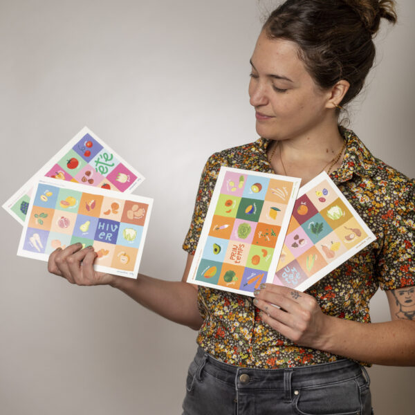 Photo des quatre cartes illustrées avec les fruits et légumes de saisons