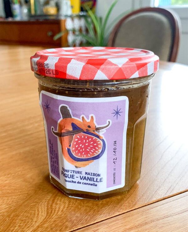 Pot de confiture de figues maison